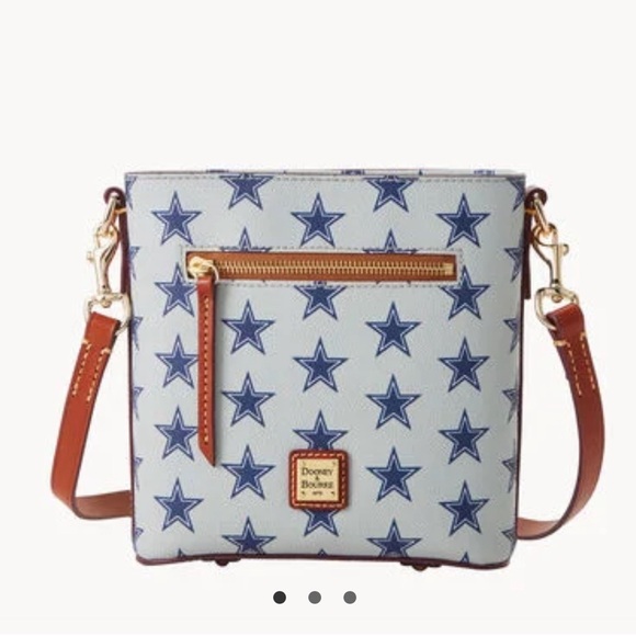 *NWT* Dooney & Bourke NFL Dallas Cowboys Small Zip Crossbody - Picture 1 of 4